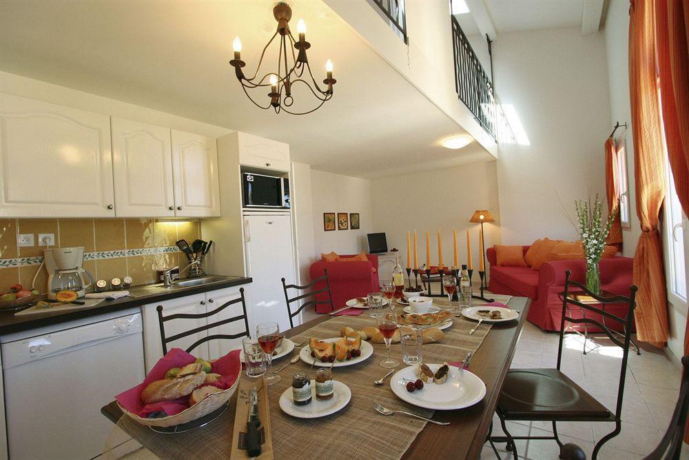 Lagrange Vacances Le Domaine De Bourgeac Paradou Ngoại thất bức ảnh