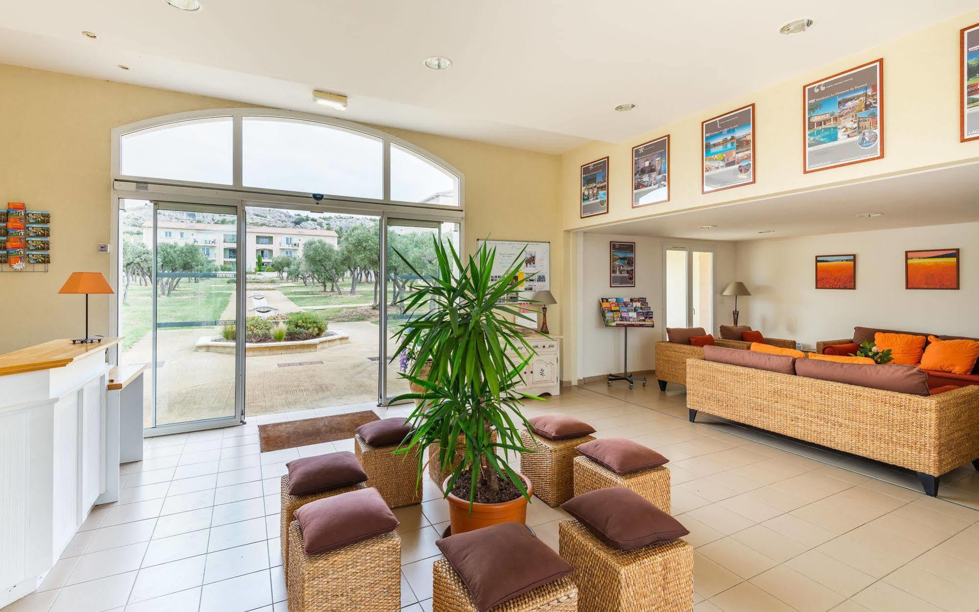Lagrange Vacances Le Domaine De Bourgeac Paradou Ngoại thất bức ảnh